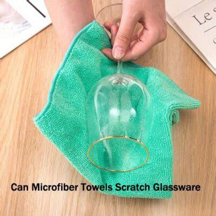 Can microfiber cloth scratch glass?