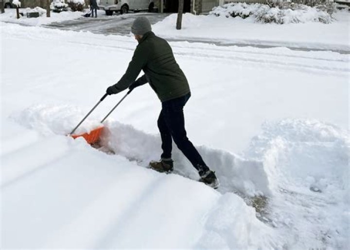Should i salt after shoveling snow?
