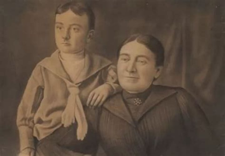 Who adopted edgar allan poe?