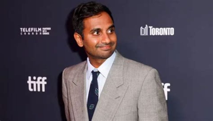 Why was aziz ansari missing from parks and rec?